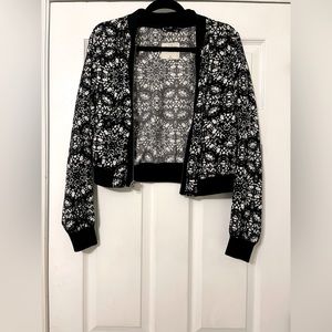 Abercrombie & Fitch Cropped Black and White Jacket